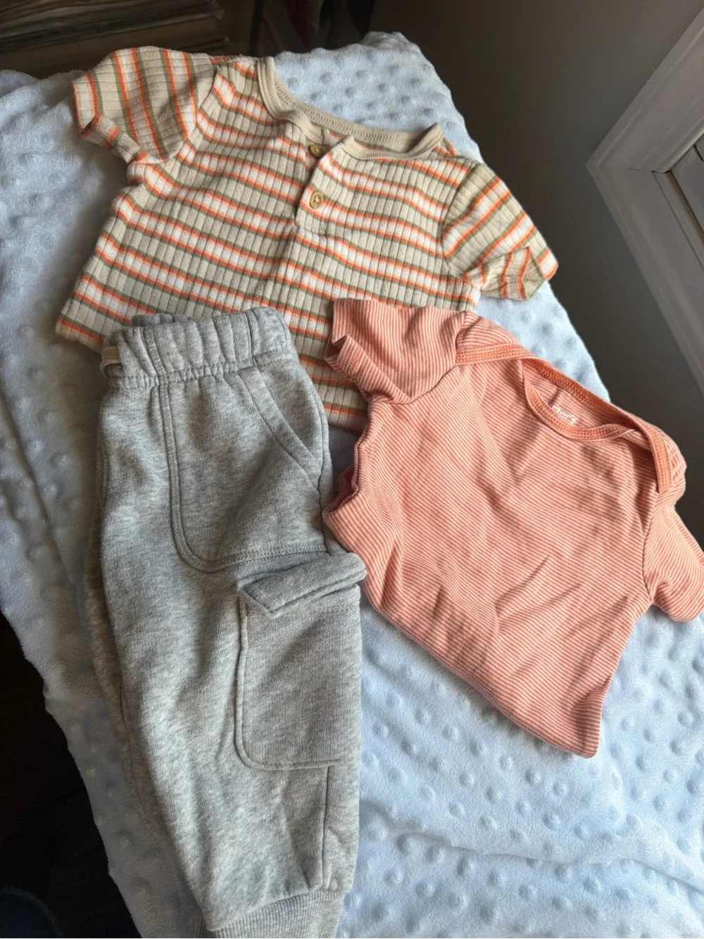 3 pcs Mix items 18 months